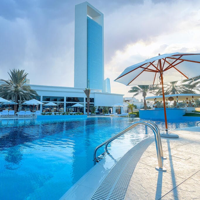 West Bay Beach Club| Radisson Blu Resort Abu Dhabi