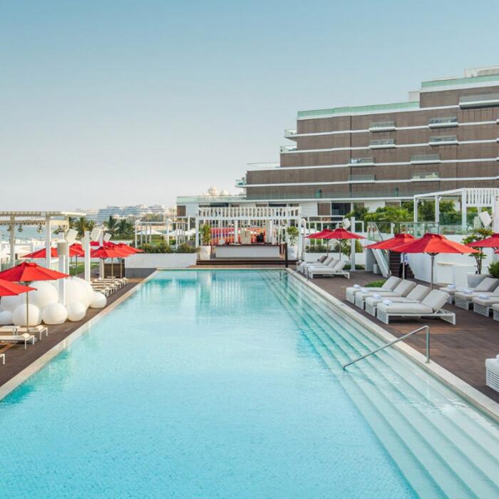 🌴 Fluid Beach Club – Island Luxury with adv+ 🌊
