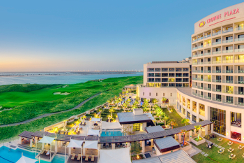Crowne Plaza Hotel Yas Island | Abu Dhabi
