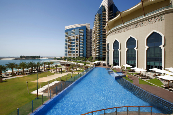 Bab Al Qasr Hotel & Residences